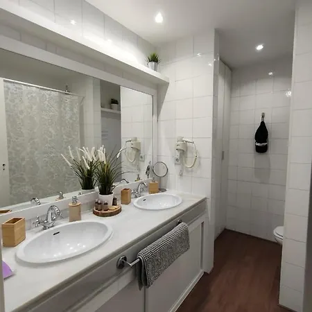 New & Beautiful Loft In Puerto Banus Apartamento